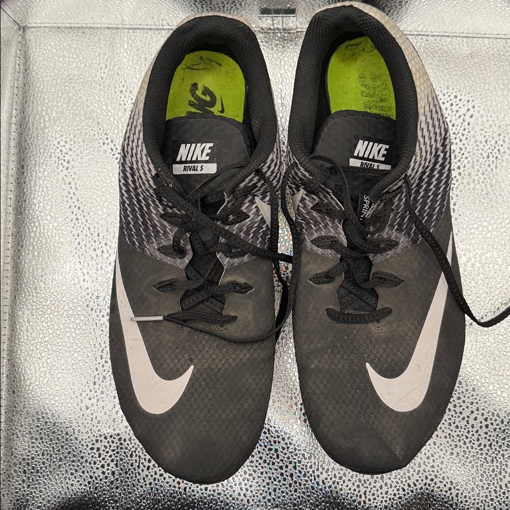 Nike Rival S Black and White Athletic Shoes